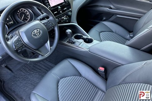 Used 2024 Toyota Camry SE image 10