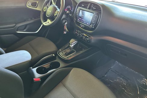Certified 2022 Kia Soul LX image 13