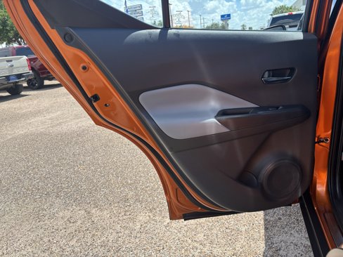Used 2021 Nissan Kicks SR w/ SR Premium Package image 13