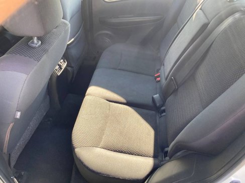 Used 2019 Nissan Rogue Sport S image 10