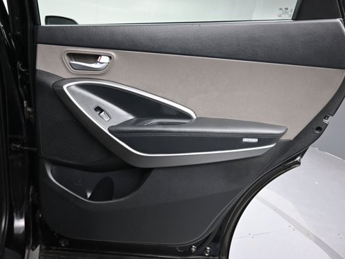 Used 2019 Hyundai Santa Fe XL SE image 41