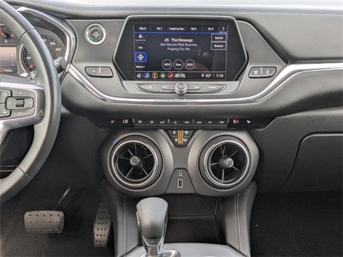 Used 2022 Chevrolet Blazer LT image 17