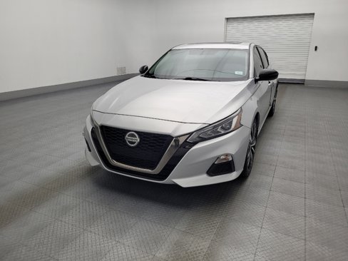 Used 2019 Nissan Altima 2.5 SR w/ SR Premium Package image 15