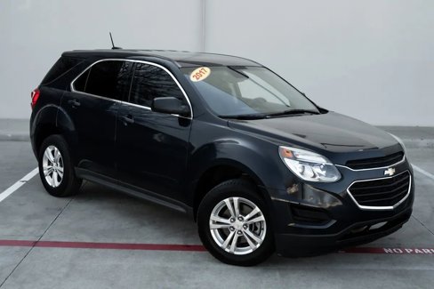 Used 2017 Chevrolet Equinox LS image 3
