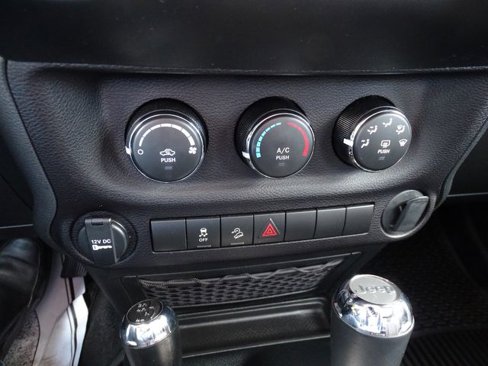 Used 2018 Jeep Wrangler Sport image 17