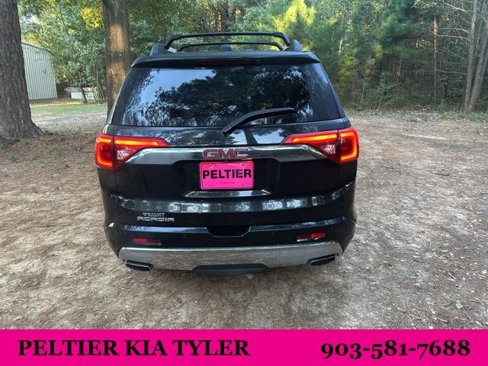 Used 2017 GMC Acadia Denali image 10