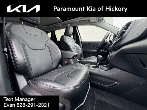 Used 2023 Jeep Cherokee Altitude Lux w/ Lux Elite Package image 18