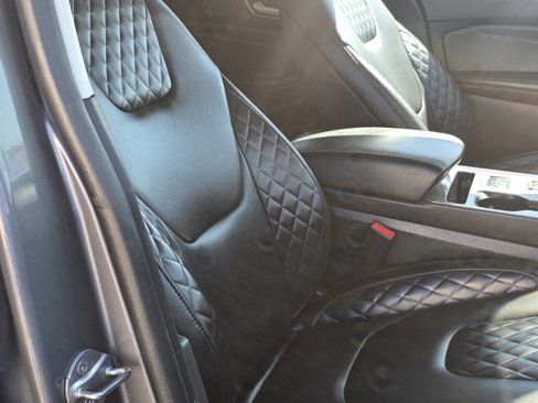 Used 2024 Ford Edge Titanium image 4