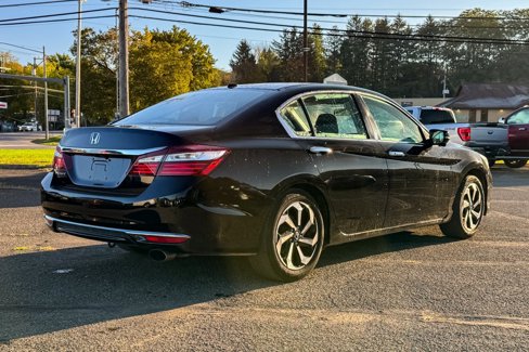 Used 2017 Honda Accord EX image 3