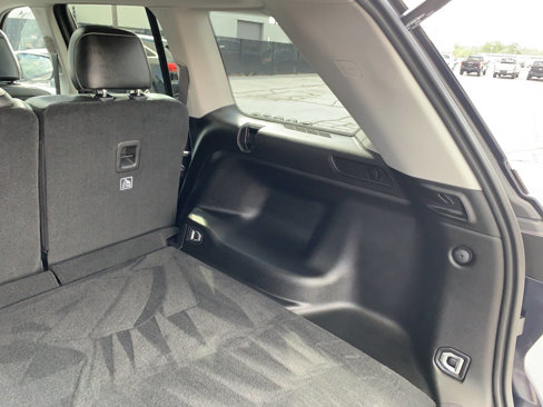 Used 2023 Jeep Grand Cherokee Limited image 27