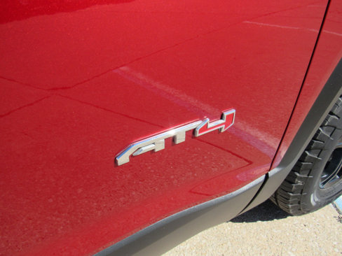 Used 2021 GMC Acadia AT4 w/ Technology Package image 48
