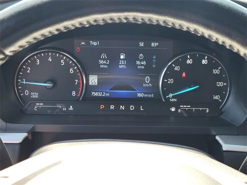 Used 2022 Ford Explorer XLT image 32
