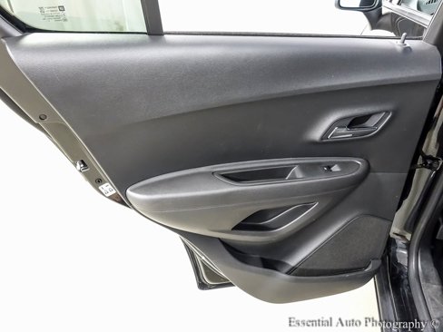 Certified 2020 Chevrolet Trax LS w/ Tint and Cruise Package image 17