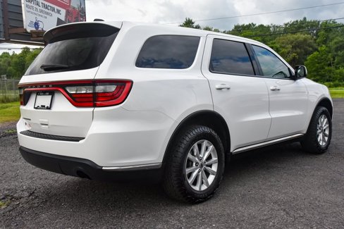 Certified 2021 Dodge Durango SXT w/ 3rd Row Seating Group image 3