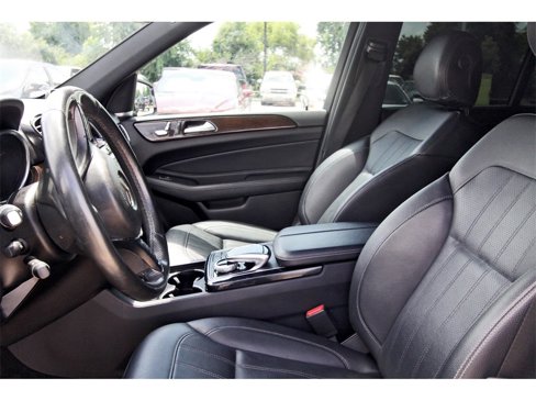 Used 2019 Mercedes-Benz GLE 400 4MATIC image 35