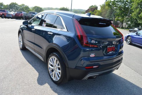 Used 2020 Cadillac XT4 Premium Luxury w/ LPO, Radiant Package image 3