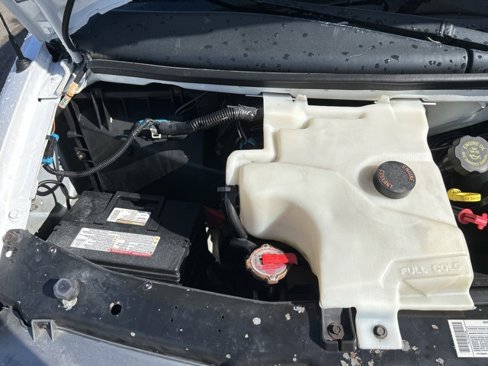 Used 2001 Chevrolet Express 3500 image 17