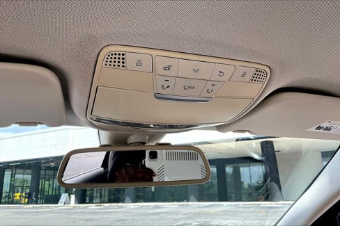 Used 2015 Mercedes-Benz C 300 Sedan image 34