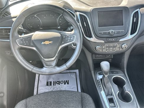 Used 2022 Chevrolet Equinox LT image 18