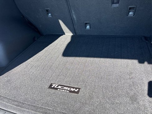 Used 2019 Hyundai Tucson Sport image 11