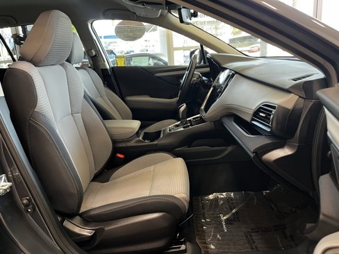 Certified 2025 Subaru Outback Premium image 9