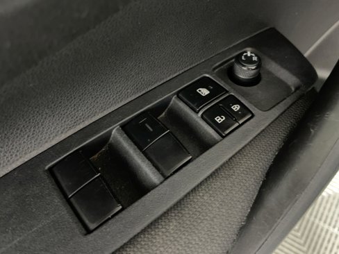 Used 2023 Toyota Corolla LE image 10