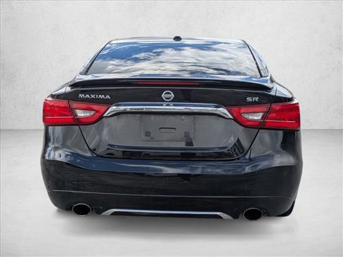 Used 2017 Nissan Maxima SR w/ Midnight Edition image 6