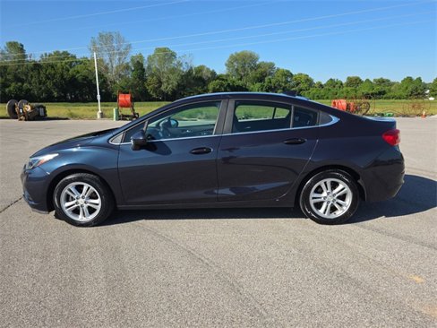 Used 2016 Chevrolet Cruze LT w/ Convenience Package image 10