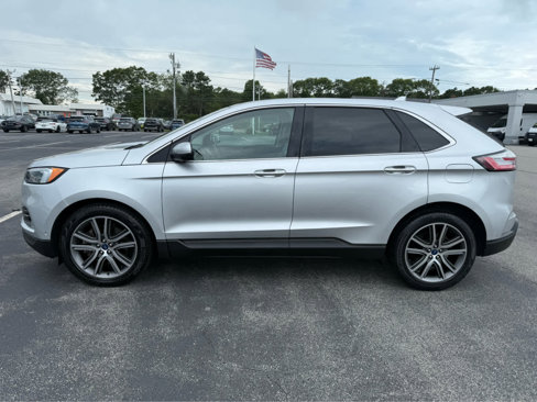 Used 2019 Ford Edge Titanium w/ Equipment Group 301A image 4