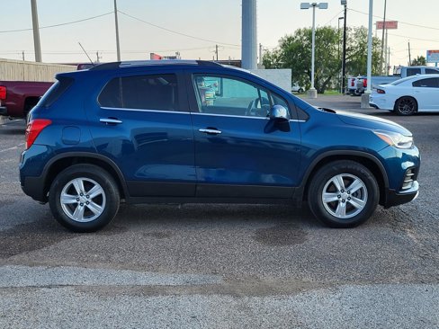 Used 2019 Chevrolet Trax LT w/ Driver Confidence Package image 6