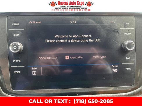 Used 2018 Volkswagen Tiguan SE image 17