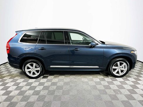 Certified 2024 Volvo XC90 B5 Core image 8