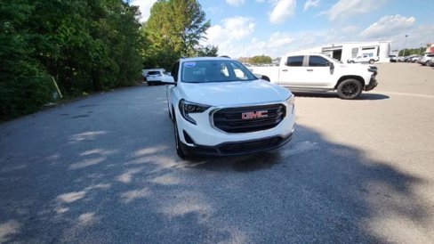 Certified 2020 GMC Terrain SLE w/ Driver Convenience Package image 8
