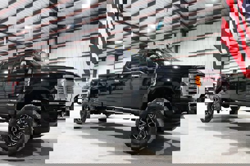 Used 2019 Ford F350 Platinum w/ Platinum Ultimate Package image 16