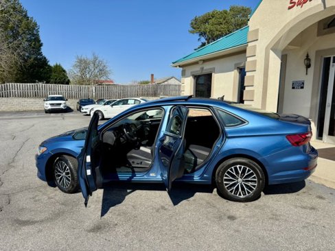 Used 2021 Volkswagen Jetta SE image 5