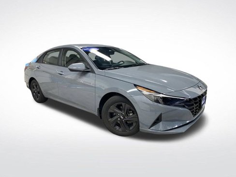 Certified 2022 Hyundai Elantra SEL image 34