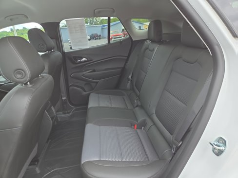 Used 2024 Chevrolet Trax LT w/ Driver Confidence Package image 13