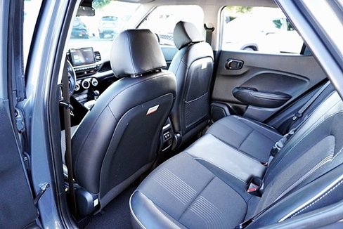 Certified 2024 Hyundai Venue Limited image 17