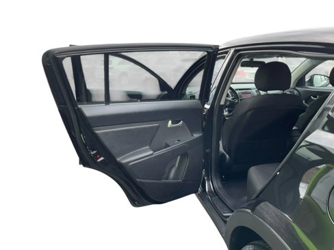 Used 2011 Kia Sportage LX image 12