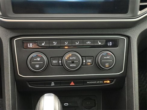 Used 2021 Volkswagen Atlas SE image 3