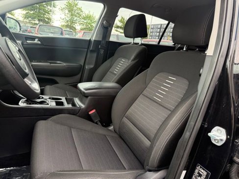Used 2020 Kia Sportage LX w/ LX Popular Package image 17