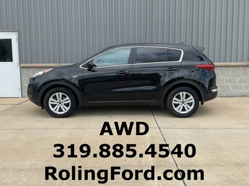 Used 2017 Kia Sportage LX image 2