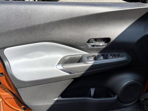 Certified 2022 Nissan Kicks SR w/ Premium Package image 15