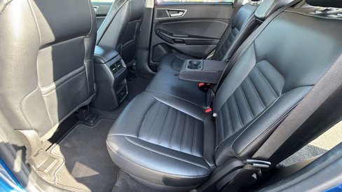 Used 2022 Ford Edge SEL image 16