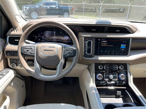 Used 2022 GMC Yukon Denali w/ Max Trailering Package image 10