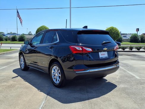 Used 2021 Chevrolet Equinox LT image 3