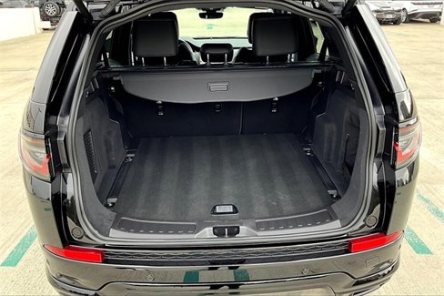 Used 2025 Land Rover Discovery Sport Dynamic SE image 22