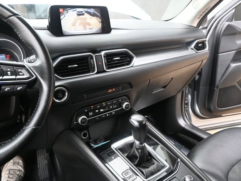 Used 2019 MAZDA CX-5 Touring image 23
