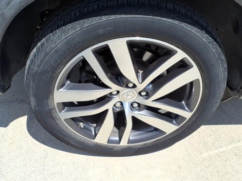 Used 2017 Honda Pilot Touring image 9