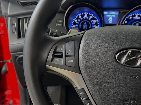 Used 2014 Hyundai Genesis 2.0T image 19